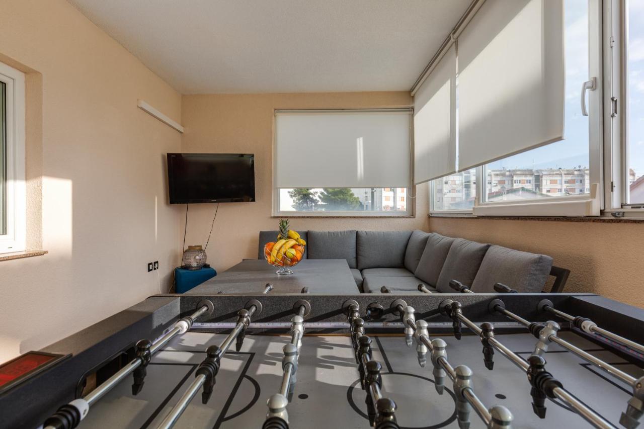 Elegant Two Bedroom Apartment Zára Kültér fotó